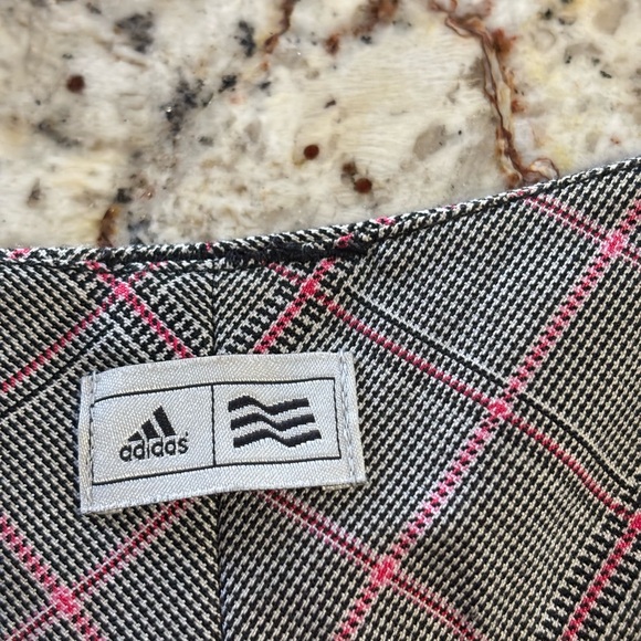 Adidas Gray Checkered Golf Shorts with Pink Lines - Picture 4 of 7